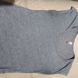 No boundaries gray tshirt